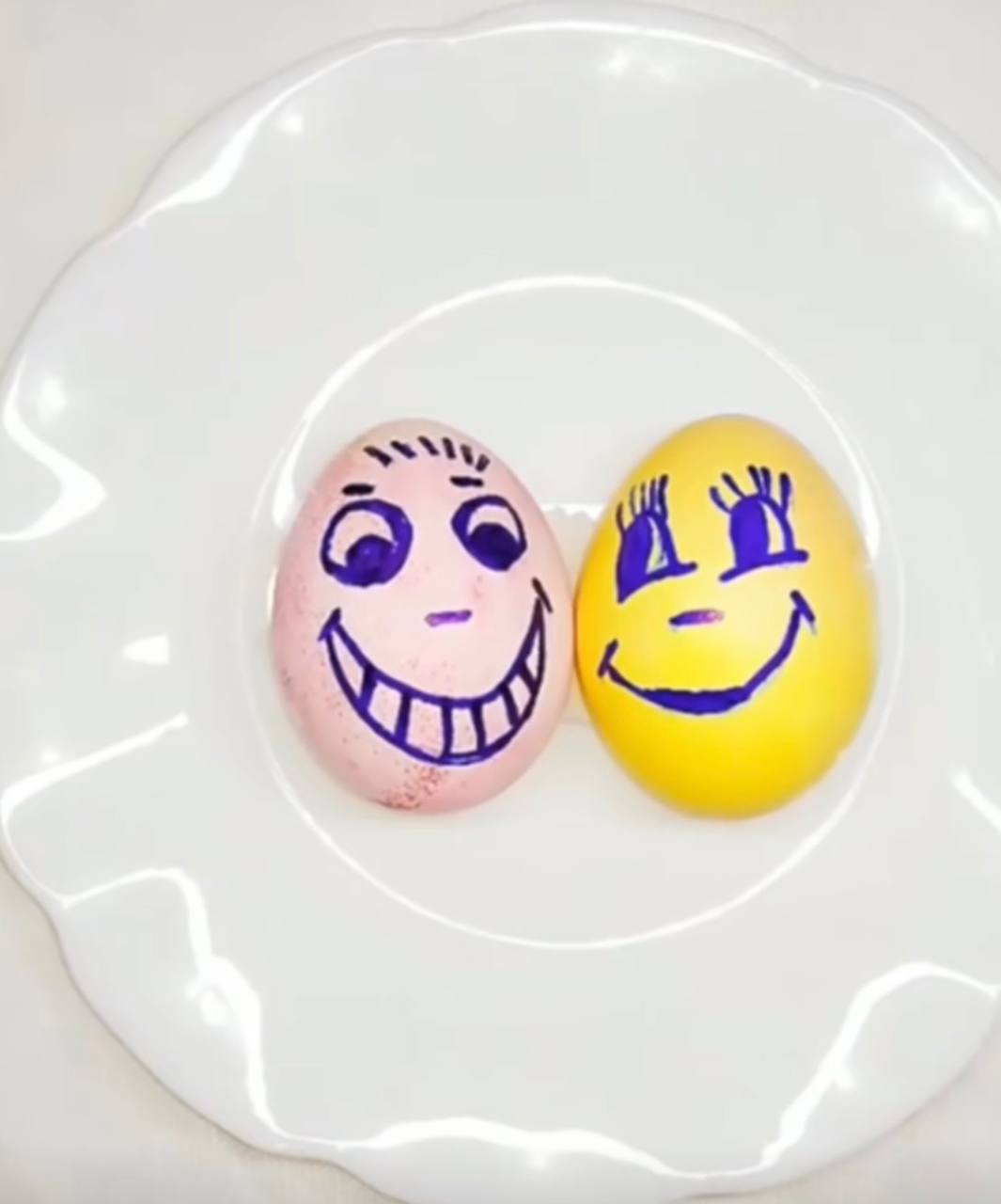 Як гарно пофарбувати яйця до Великодня: оригінальні та цікаві способи